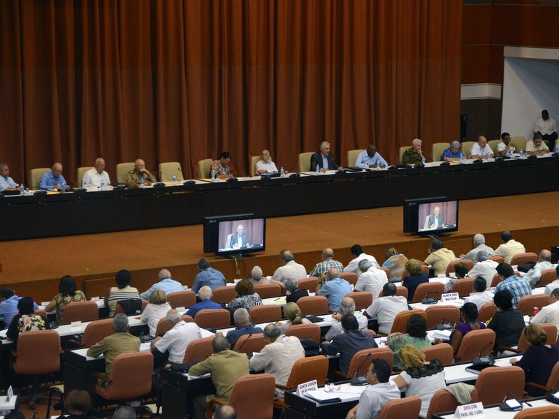 Es necesario dedicar parte de las utilidades a la innovación. Hay que acudir a la investigación científica para buscar soluciones.