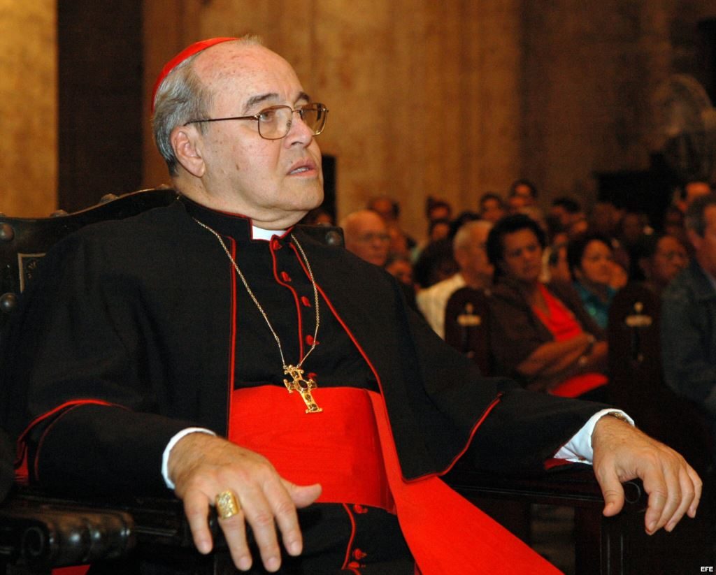 Su vocación sacerdotal, su formación académica y sensibilidad humana le permitió acceder a la más alta dignidad de la Iglesia Católica.