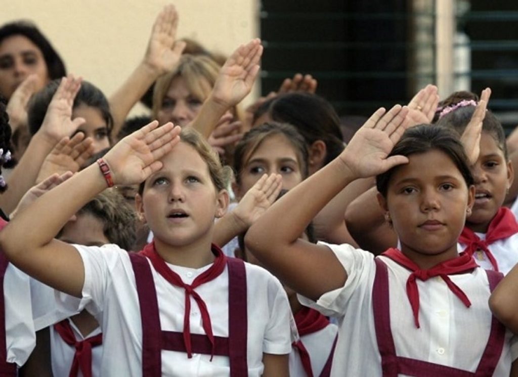 Se abordará en las aulas en este curso 2019-2020 la nueva Carta Magna, proclamada el pasado 10 de abril, y las leyes Electoral y de Símbolos, recientemente aprobadas