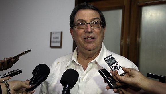 Rodríguez Parrilla aseguró que hay un curso inevitable hacia cambios en la política de Estados Unidos contra Cuba, que no depende tanto de lo que pase allí, como de los propios esfuerzos del pueblo cubano.