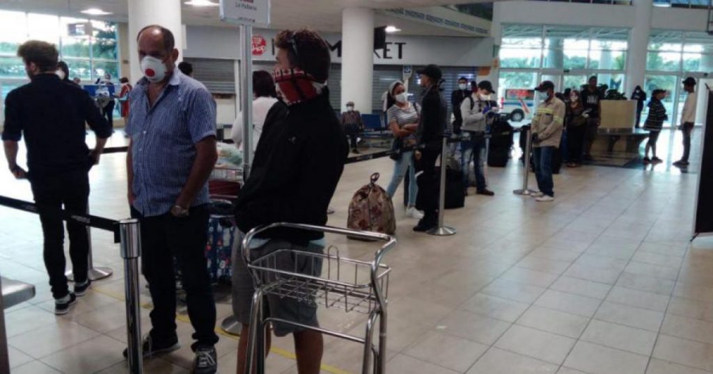 Han regresado más de 2 000 cubanos a territorio nacional, por vía aérea y marítima procedentes de Alemania, Angola, Barbados, Guatemala, Guyana, Haití, Honduras, Italia, Nicaragua, Perú, Portugal, República Dominicana, México, Panamá y Guinea Ecuatorial.