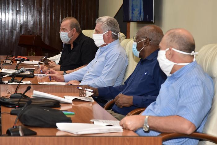 Por el comportamiento de la pandemia, los casos están aumentando y van a seguir haciéndolo. El éxito que tengamos en la detección y la disminución, depende mucho de cómo se cumplan las medidas por parte de los organismos de la Administración Central del Estado.