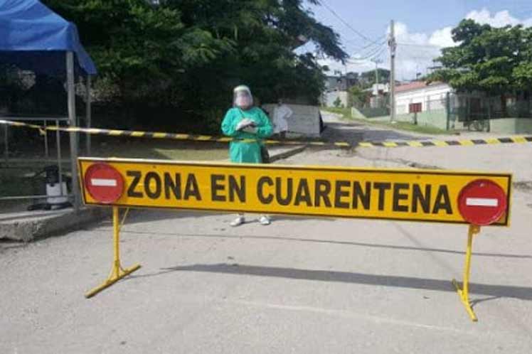 De los pacientes diagnosticados, 6 902 tienen fuente de infección en casos anteriormente confirmados, 6 tienen fuente de infección en el extranjero y en 19 personas se desconoce la fuente de contagio. Autóctonos 6 921.